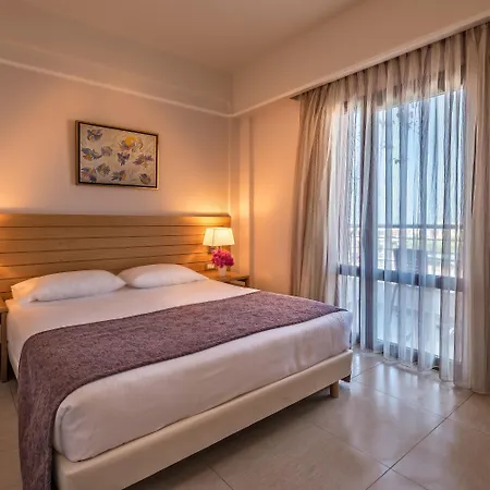 Hotel Jasmine Village 3*