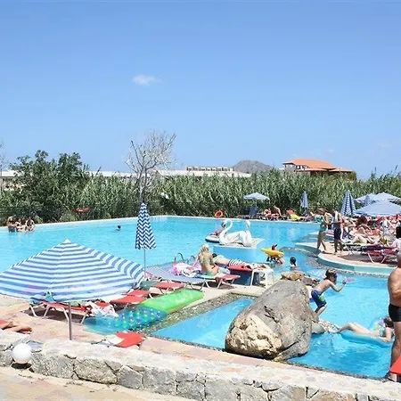 Jasmine Village Hotel Platanés